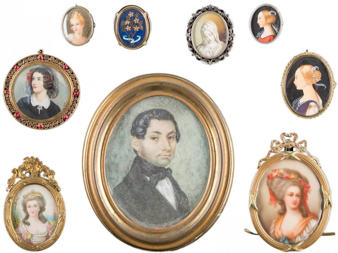 SAMMLUNG VON ACHT PORTRÄTMINIATUREN UND EINER BROSCHE (1 of 1)