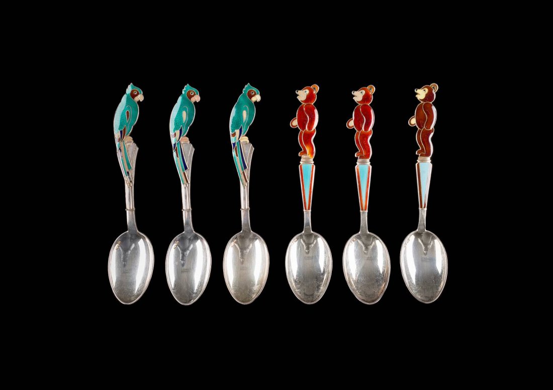A SET OF SIX SILVER AND ENAMEL SPOONS (1 of 1)