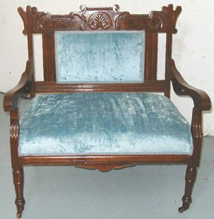 1800's Victorian Rennaisance Walnut Loveseat: 1800's Victorian Rennaisance Walnut Loveseat, 32 1/2"H, 31 1/2"W,22"D