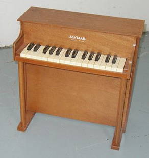 Jaymar Child's Piano: Jaymar Child's Piano