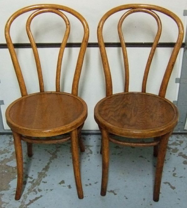 2085 Pair of Early Bentwood Ice Cream Parlor Chairs, 1