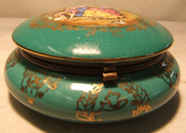 Limoge Victorian Painted Dresser Jar, 7 Dia x 3 3 - 2