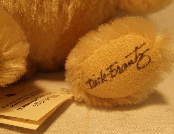 Steiff Winnie the Pooh, Signed by Dick Frantz, Ex - 3