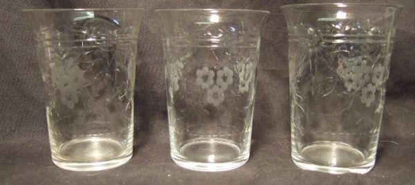 Antique Signed Thomas Webb Crystal Cut Juice Glas: Antique Signed Thomas Webb Crystal Cut Juice Glasses 3 1/2" x 2 1/2 "Dia., Excellent Condition ( Set of 3)