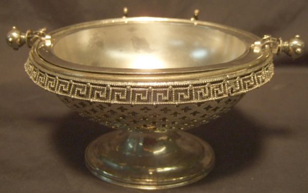 Smith and Rogers #83 Victorian Covered Butter dis - 3
