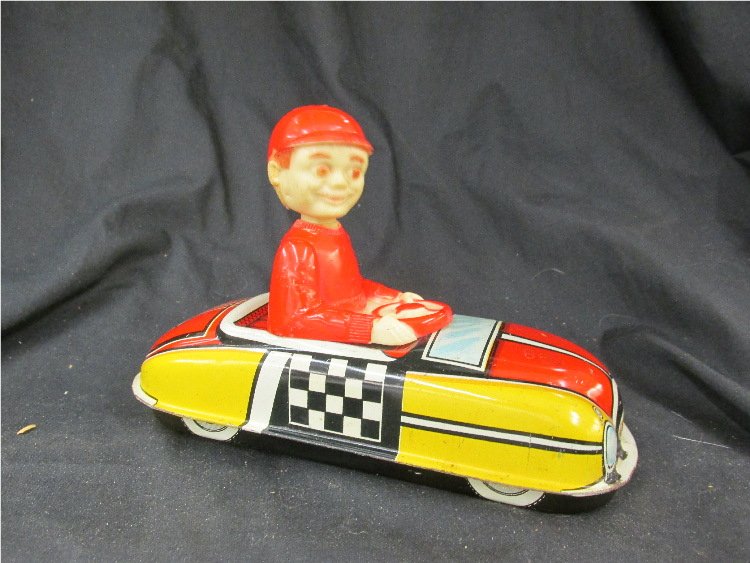 MARX Tin Windup DAN DODGEM CAR: All original and complete. Has great color. Excellent
