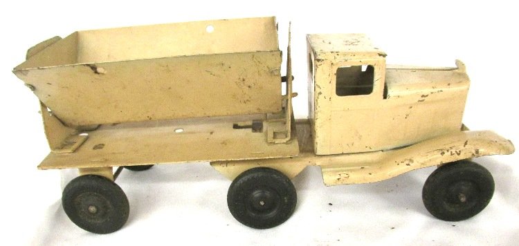 Press Steel 1930's Side Dump Truck , 10 1/2"L, VG+: Press Steel 1930's Side Dump Truck , 10 1/2"L, VG+