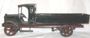 Kelmet True Model White Dump Truck: Kelmet Corp. True Model White Dump Truck 25" Long #501 (VG, Cab Loose, Steering Wheel & Frame welded back together)