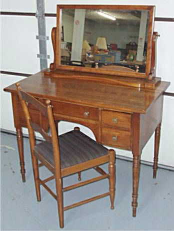 4002 Signed Stickley Cherry Dressing Table With Mirror