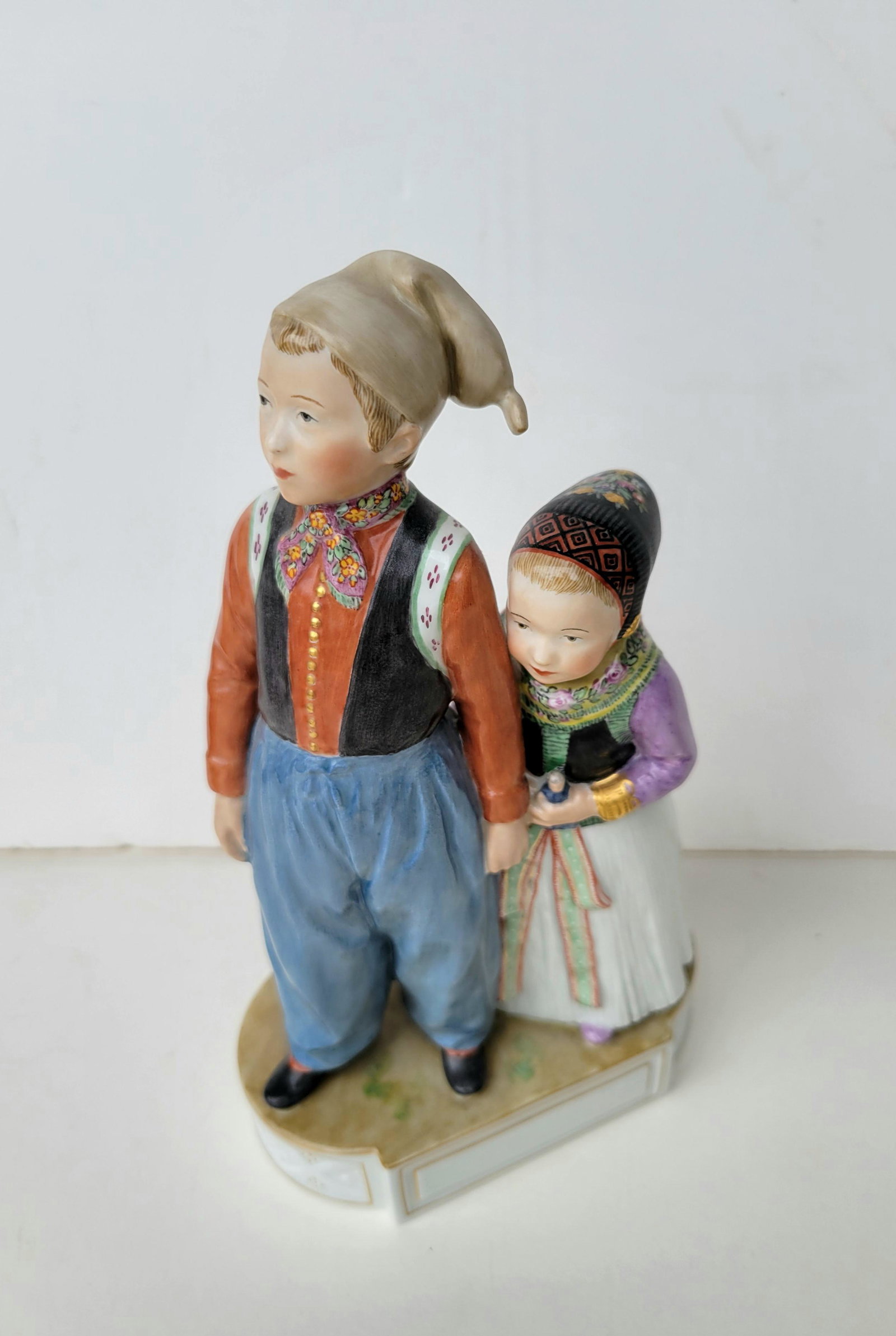 Royal Copenhagen 8.5 Inch Amager Children Boy Girl Statue (1 of 2)