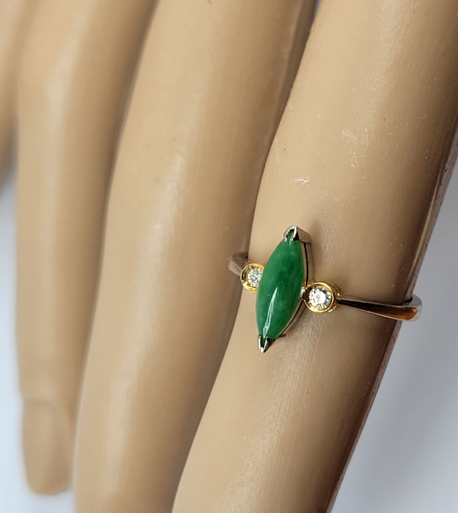 Irene Cara Estate Diamond Syn Jade 18k Bi Gold Ring COA (1 of 1)