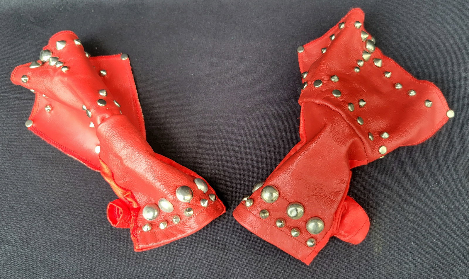 Irene Cara Estate Red Leather Studded Biker Punk Gauntlet Fingerless Gloves COA (1 of 2)