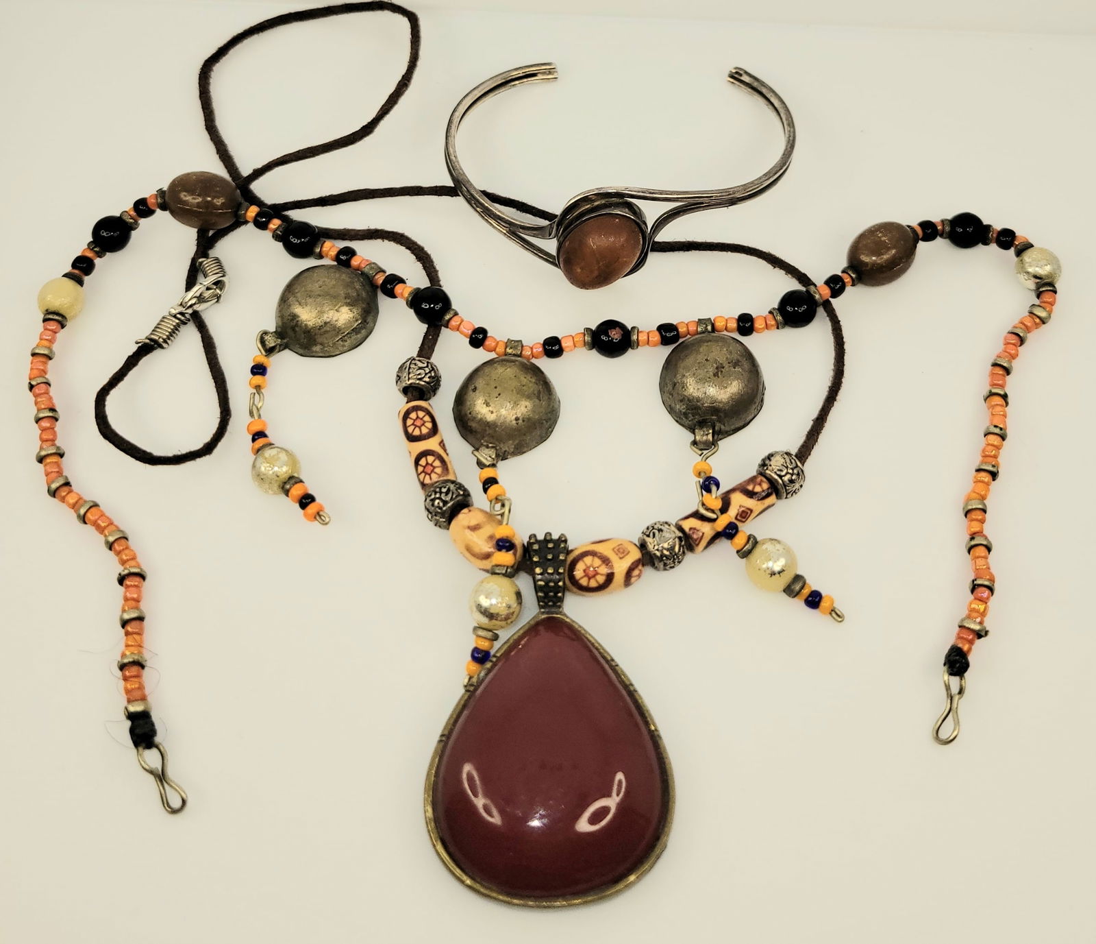 Irene Cara Estate Cuff Bracelet Pendant 2 Beaded Necklaces COA (1 of 2)