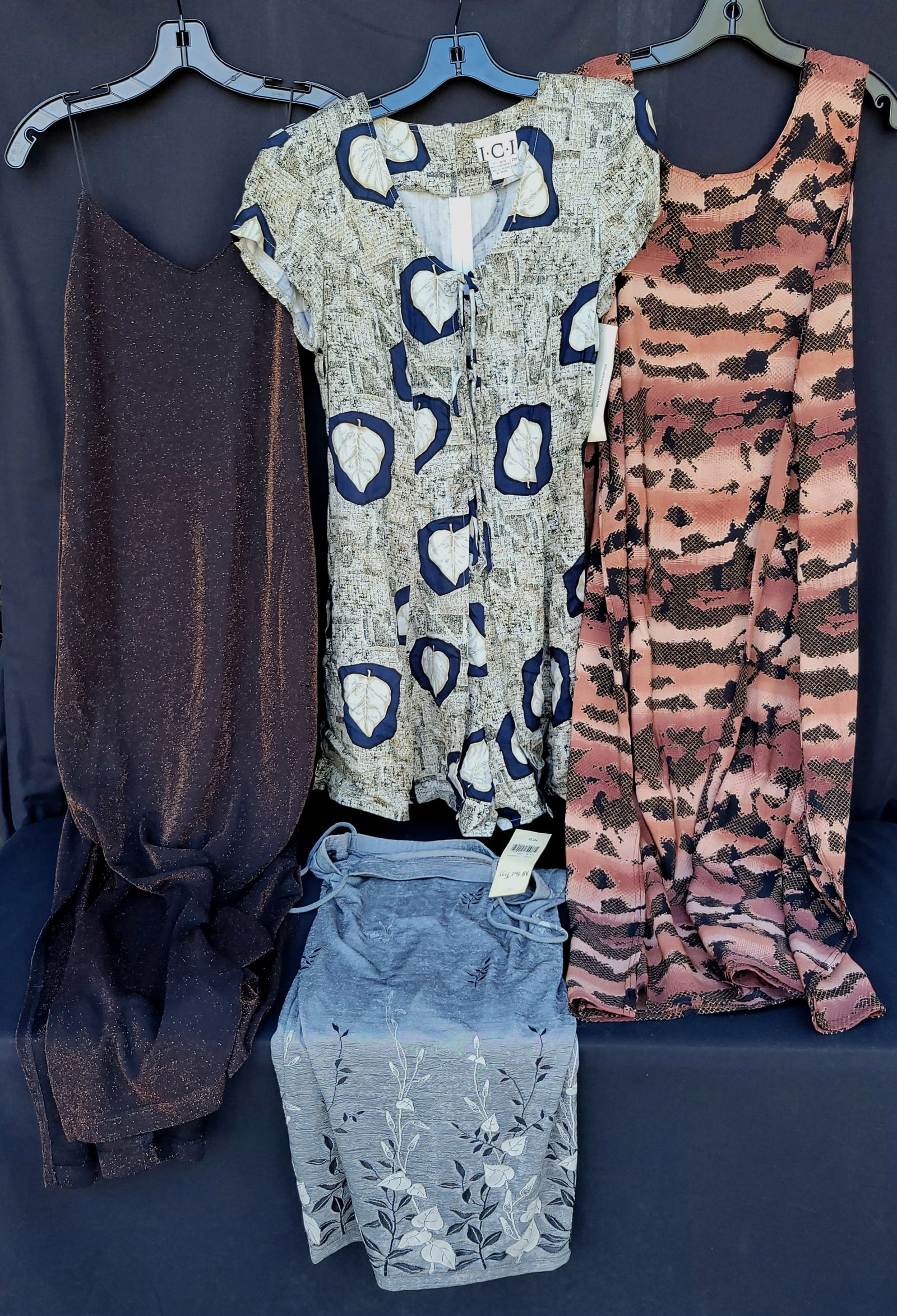 Irene Cara Estate 4 Fabric Dresses 2 Of Which With Tags COA (1 of 2)