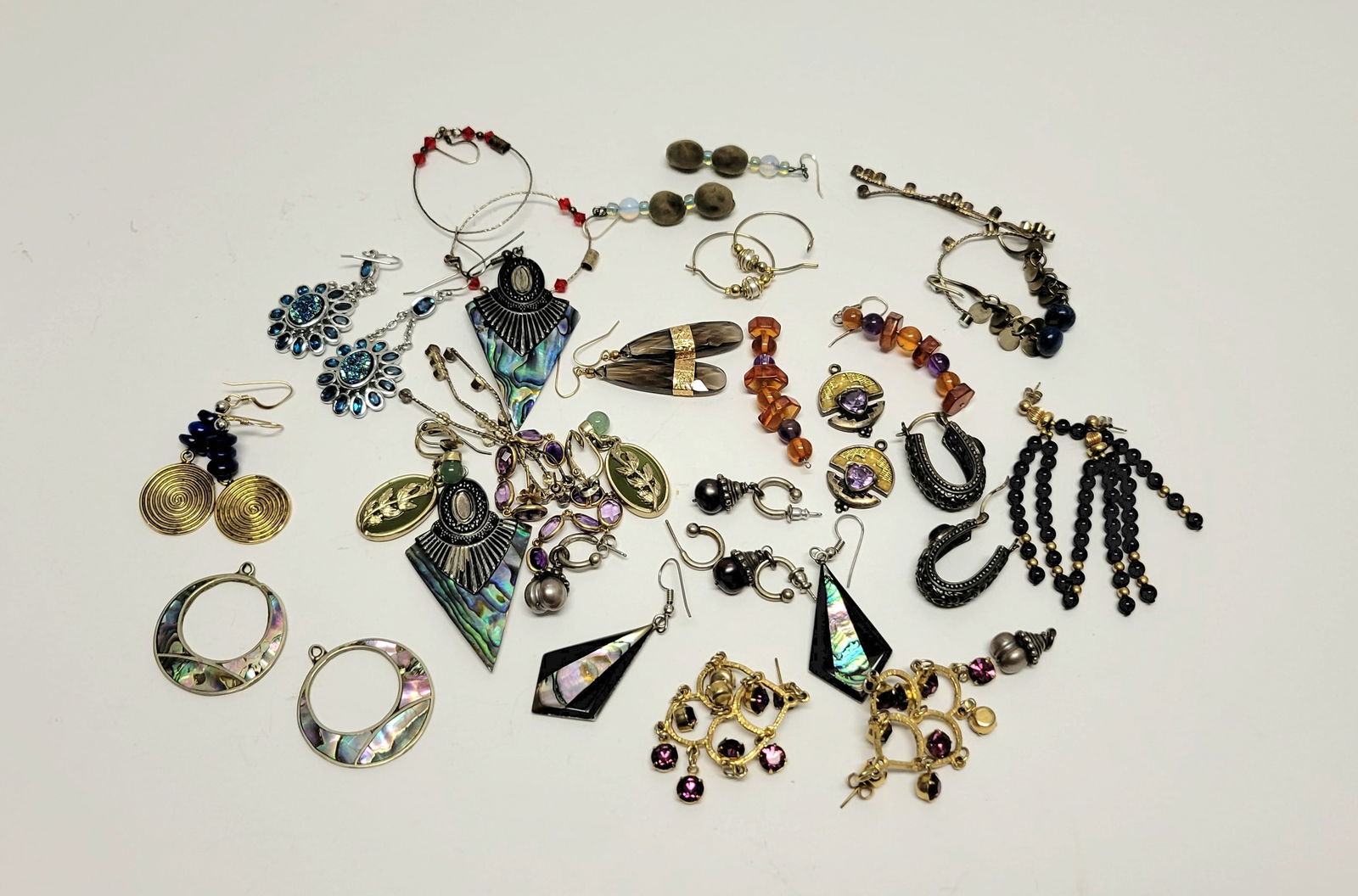 Irene Cara Estate Assorted Costume Earrings COA (1 of 1)