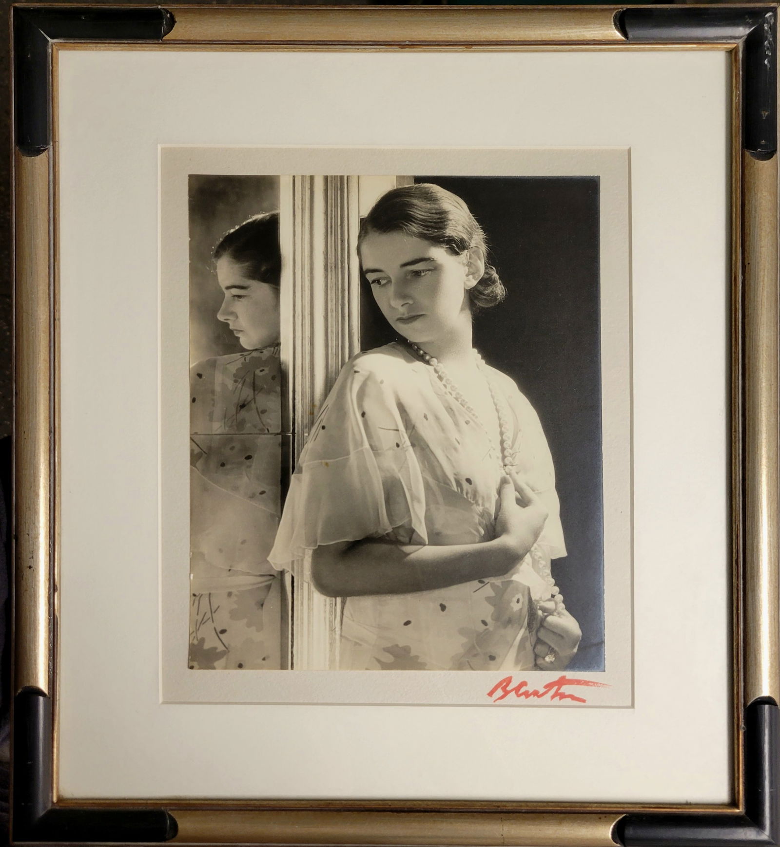 Vanderbilt Archive Flora Whitney Possibly Cecil Beaton Artist Signed Portrait Photograph Large: Vanderbilt Archive Flora Whitney Possibly Cecil Beaton Artist Signed Portrait Photograph Large Diamond Pearls Mirror. 8in x 10in format bw measuring 9.5in x 7.5in, 16.25in x 13.75in x 0.875in framed,