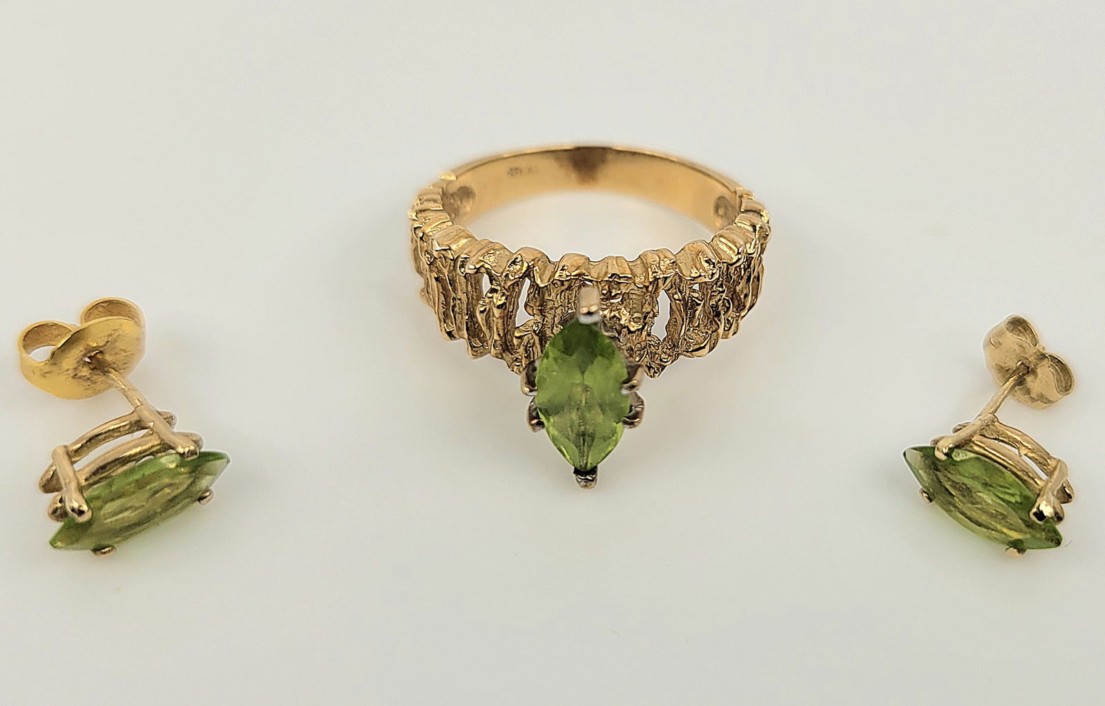 Klarich Collection Syn Peridot 10K Gold Hollywood Regency Ring Earring Suite (1 of 1)