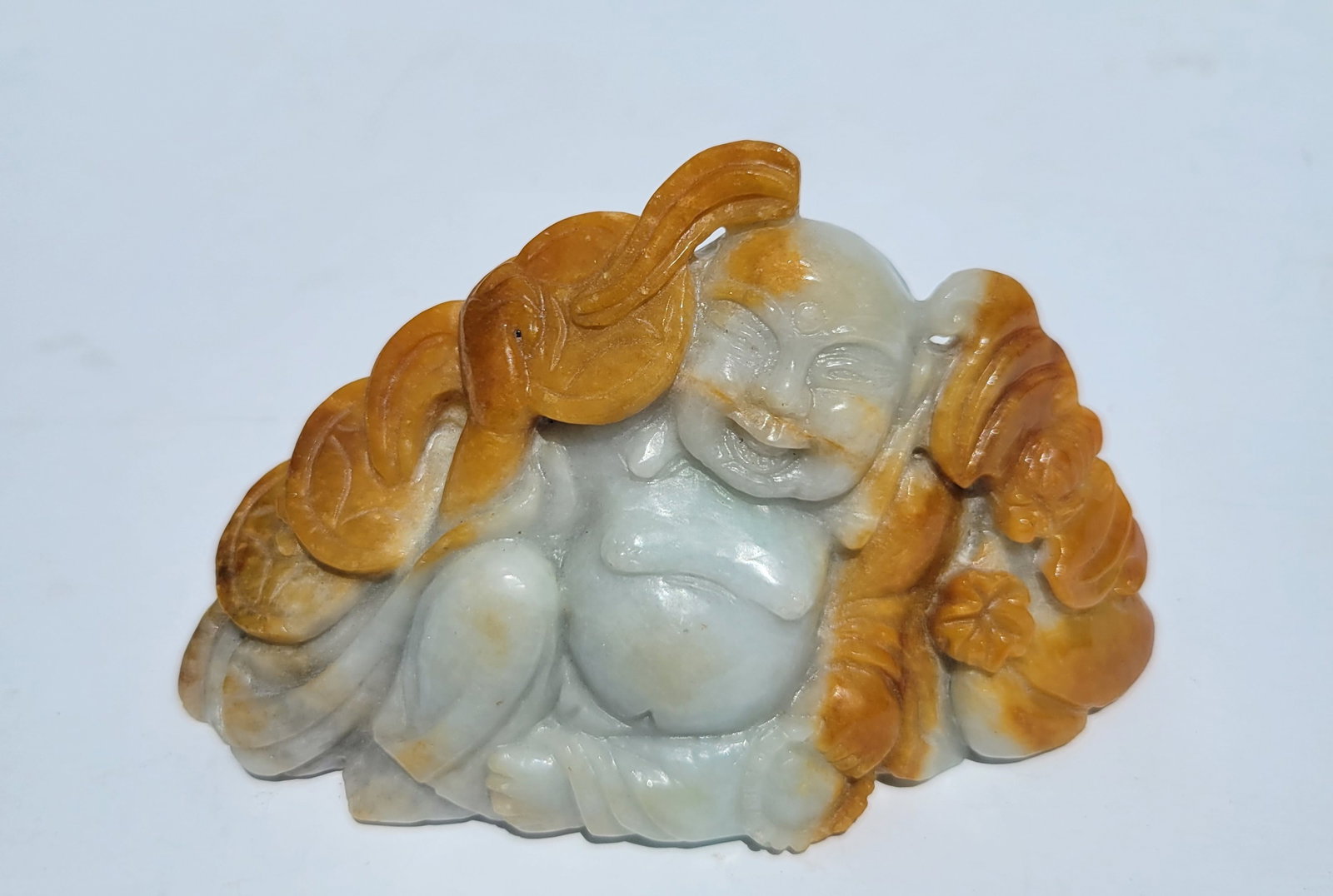 Vintage Chinese Jadeite Jade Carved Russet White Mutton Fat Slight Pale Celadon Carve Reclining: Vintage Chinese Jadeite Jade Carved Russet White Mutton Fat Slight Pale Celadon Carve Reclining Money Wealth Prosperity Buddha Almost 5in Statue Sculpture Figure. 2.8in high, 4.9in wide, 1.5in deep, i