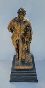 Large Farnese Hercules Classical Male Nude Greek Roman Mellow Dore Bronze Statue Sculpture Unsigned: Large Farnese Hercules Classical Male Nude Greek Roman Mellow Dore Bronze Statue Sculpture Unsigned Antique In The Vaux-Le-Vicomte Subject Modern Wooden Secondary Plinth. Dimensions: 24in on a 2