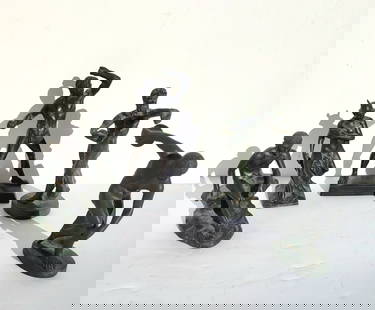 Collection 5 Vintage To Antique Grand Tour Cabinet Bronzes Greek Roman Nude Males After Antiquity: Collection 5 Vintage To Antique Grand Tour Cabinet Bronzes Greek Roman Nude Males After Antiquity. Dimensions: 4in to 6.5in tall Shipping: Visit StedmanShipping Dot Com for all info. Note large or