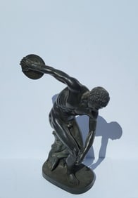 Antique Signed Or Inscribed Indistinctly On Tree Trunk Greco Roman Discus Thrower Male Nude