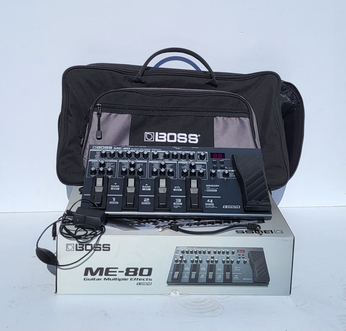 Boss ME 80 Guitar Multiple Effects Board With Box And Soft Case (1 of 1)