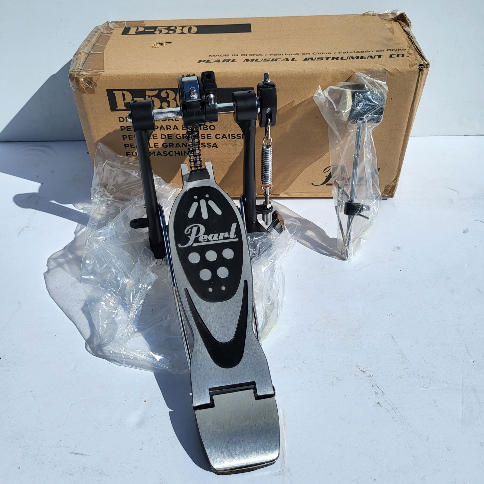 Pearl P530 Drum Pedal With Worn Product Box 16.5x6.75x7.5 inches Box Size (1 of 1)