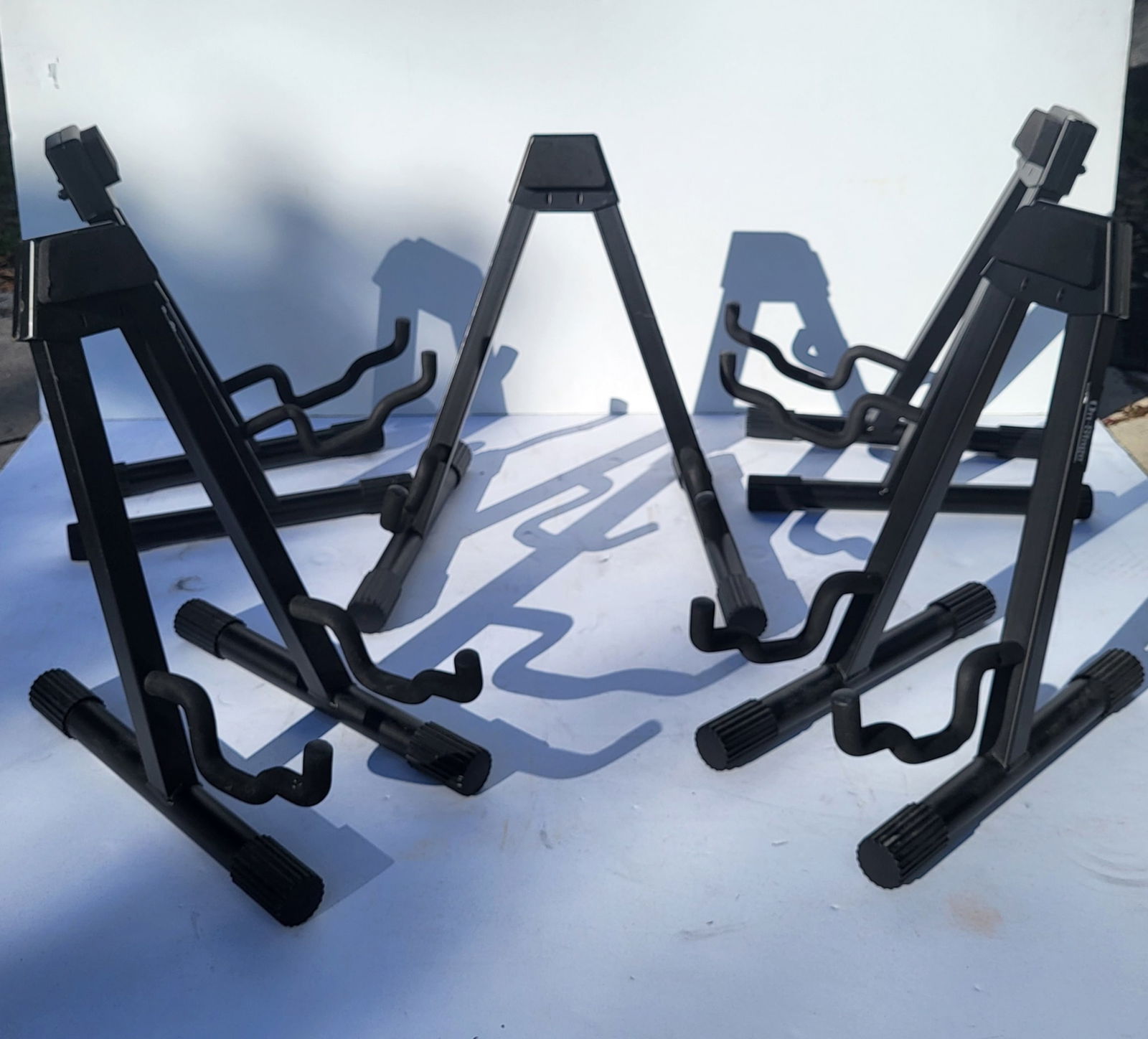 Lot 4 On Stage Guitar Stands (1 of 2)