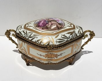 Antique French Limoges Old Paris Porcelain Type Gilt Footed Handled Signed Dresser Boudoir Box