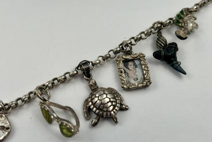 Ladies Aquatic Life Sterling Silver Charleston SC 9 Inch Souvenir Charm Bracelet 0.84Tozt