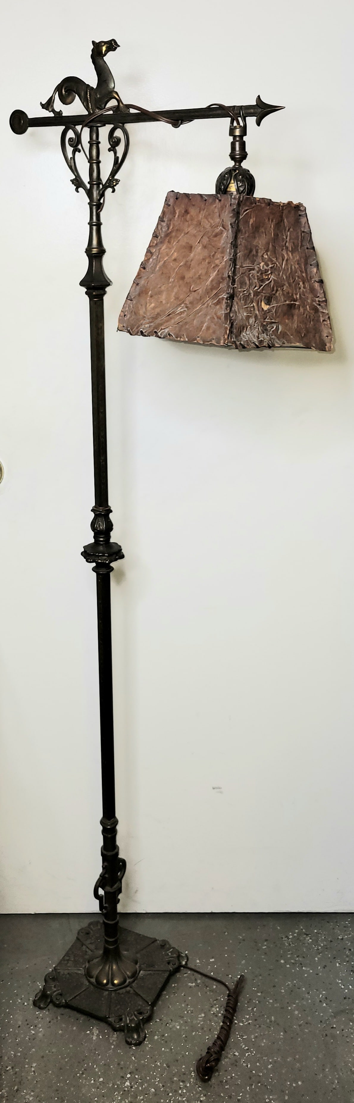 Rembrandt Arts Crafts Deco Iron Seahorse Floor Lamp Leather Shade Base Stamped R L Co 7021 (1 of 3)