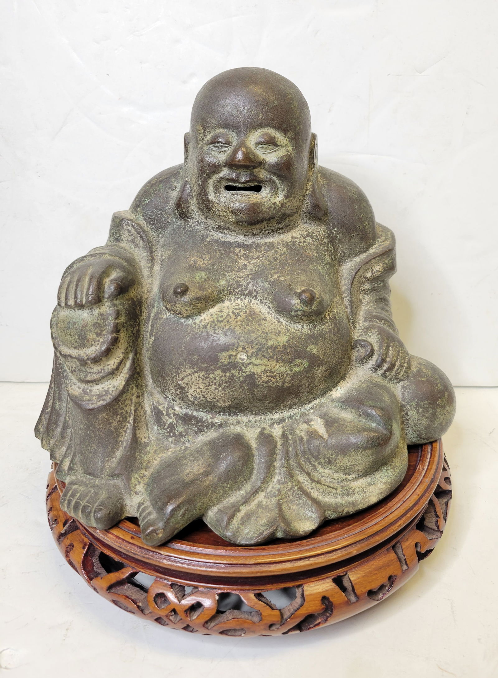 Heavy Bronze Buddha Chinese Japanese Or Asian Light Verdigris Patina With Export Base (1 of 3)