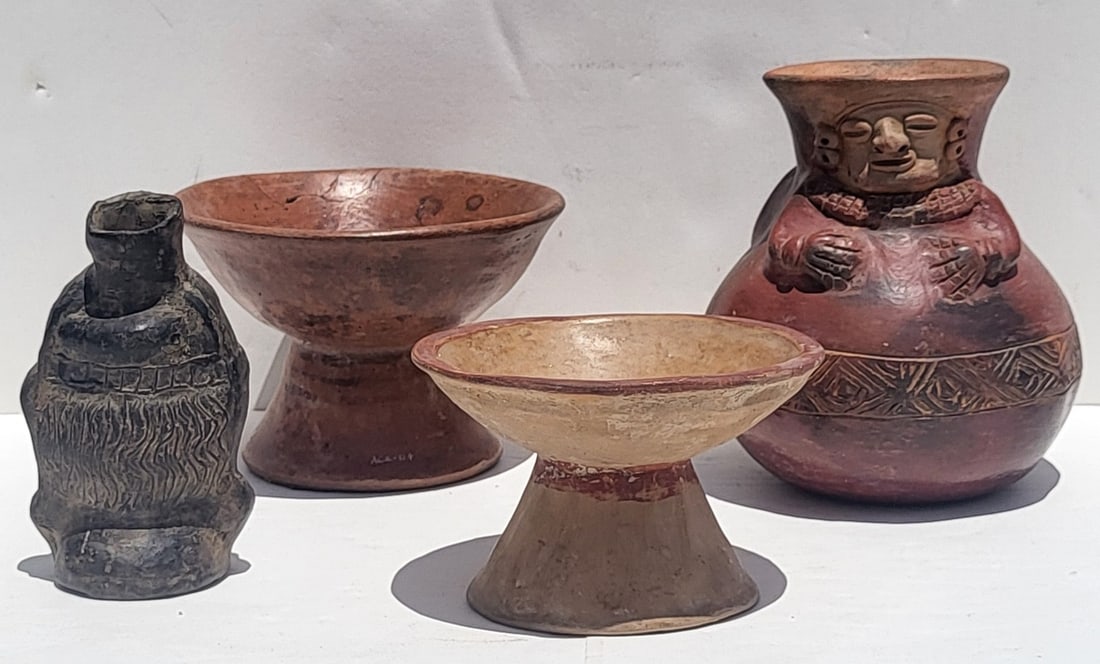 Collection 4 Pre Colombian Pottery Vessels Incl Double Face Vase 2 Pedestal Bowls And A Blackware (1 of 9)