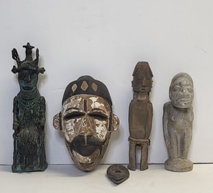 Fifth Of 6 African  Wood Carving Lots Group Of 5 Small Figures All Items Aprox 10in Or Less