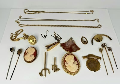 Nice Estate 14k Yellow Gold Lot Plus Extras Minimum 22.7dwt 35.3g Likely Aprox 35dwt Total Gold