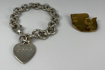 Lot 2 Tiffany Co Sterling 1975 Womens Year Vermeil Pin Brooch And 925 Heart Charm Bracelet 1.42ozt