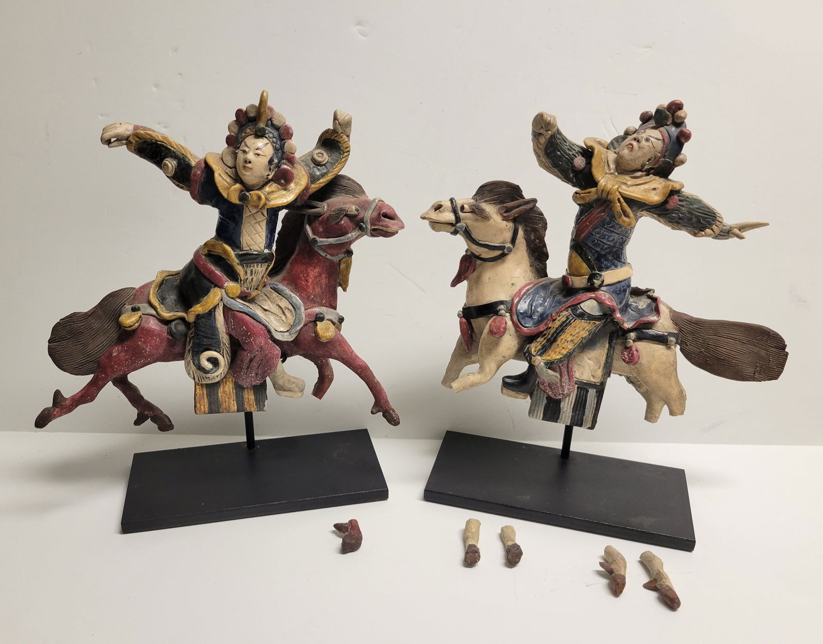 Lot 2 Antique Chinese Circa Ming Pottery Roof Tiles 11 X 12.5 Inch Average To Fix With Stands: Lot 2 Antique Chinese Circa Ming Pottery Roof Tiles 11 X 12.5 Inch Average To Fix With Stands, we believe these are period and several hundred years old, with modern display stands, sold as antique ov