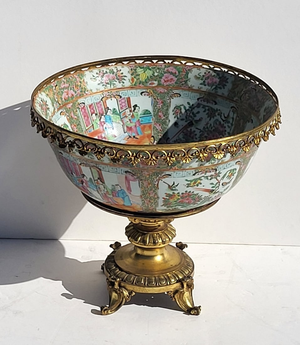 Large Bronze Mounted Rose Medallion Punch Bowl Chinese Porcelain Enamel Antique 7.75in x 16.5in: Large Bronze Mounted Rose Medallion Punch Bowl Chinese Porcelain Enamel Antique 7.75in x 16.5in.Provenance: Massive Central Florida collection of Victorian and Art Nouveau art glass, fin de siecle Con