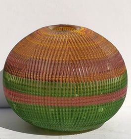 Youko Sano Japanese Studio Art Cut Glass 5 X 5.5 Inch Vase 1st of 2 In Sale