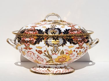 Large Lidded Old English Imari Handled Pedestal Tureen Signed Osler London 9 X 14 X 8.5 Inches
