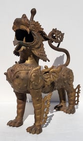 Large Heavy Old Chinese Foo Lion 16.5 X 13.5 X 8.5 Inches 17.8 Pounds