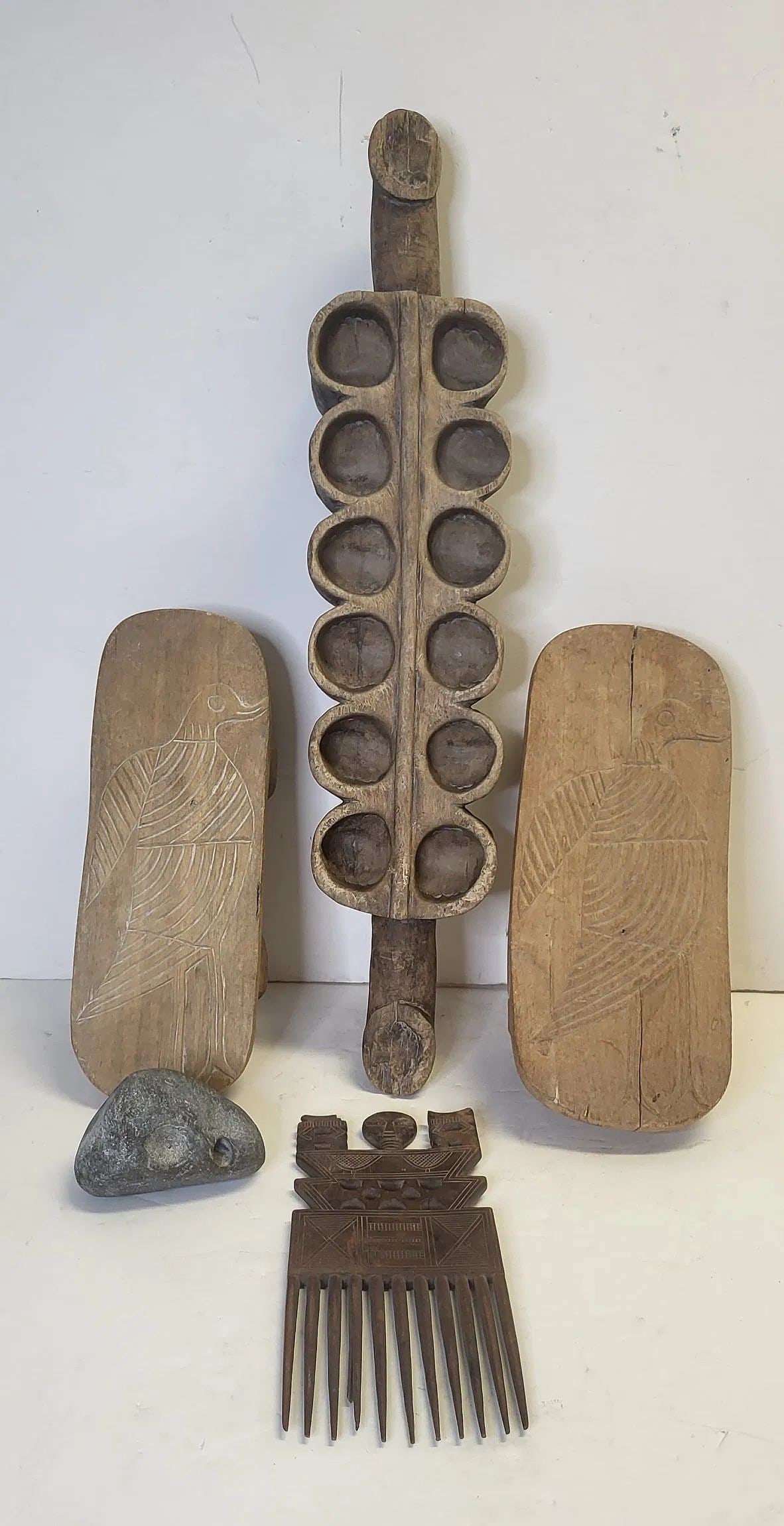 Sixth Of 6 African Wood Carving Lots Group Of 5 Carved Objects Longest Aprox 25.25in: Sixth Of 6 African Wood Carving Lots Group Of 5 Carved Objects Longest Aprox 25.25in.Provenance: Tampa Bay exclusive island estate former neighbor of Governor Crist, the collection partially sourced v