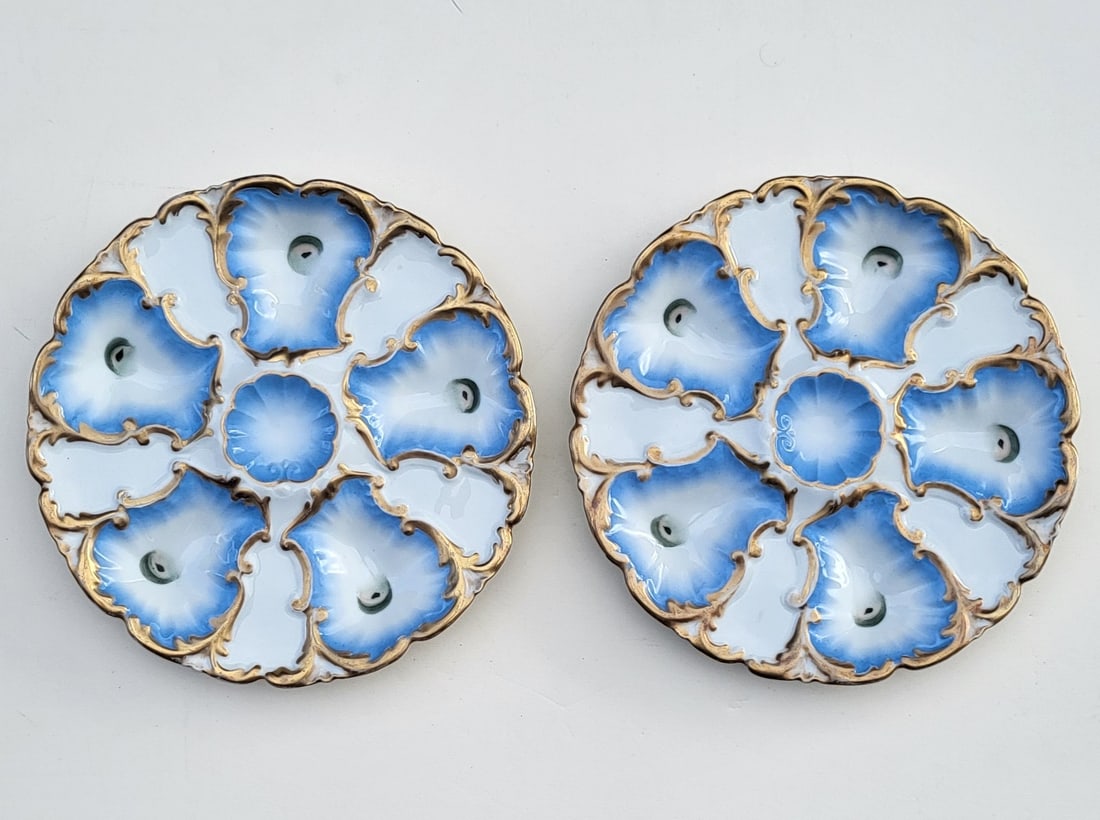 Pair Oscar Gutherz Limoges Oyster Plates Blue And Gilt 8.5in Signed Antique: Pair Oscar Gutherz Limoges Oyster Plates Blue And Gilt 8.5in Signed AntiqueProvenance: Tampa Bay exclusive island estate former neighbor of Governor Crist, the collection partially sourced via family
