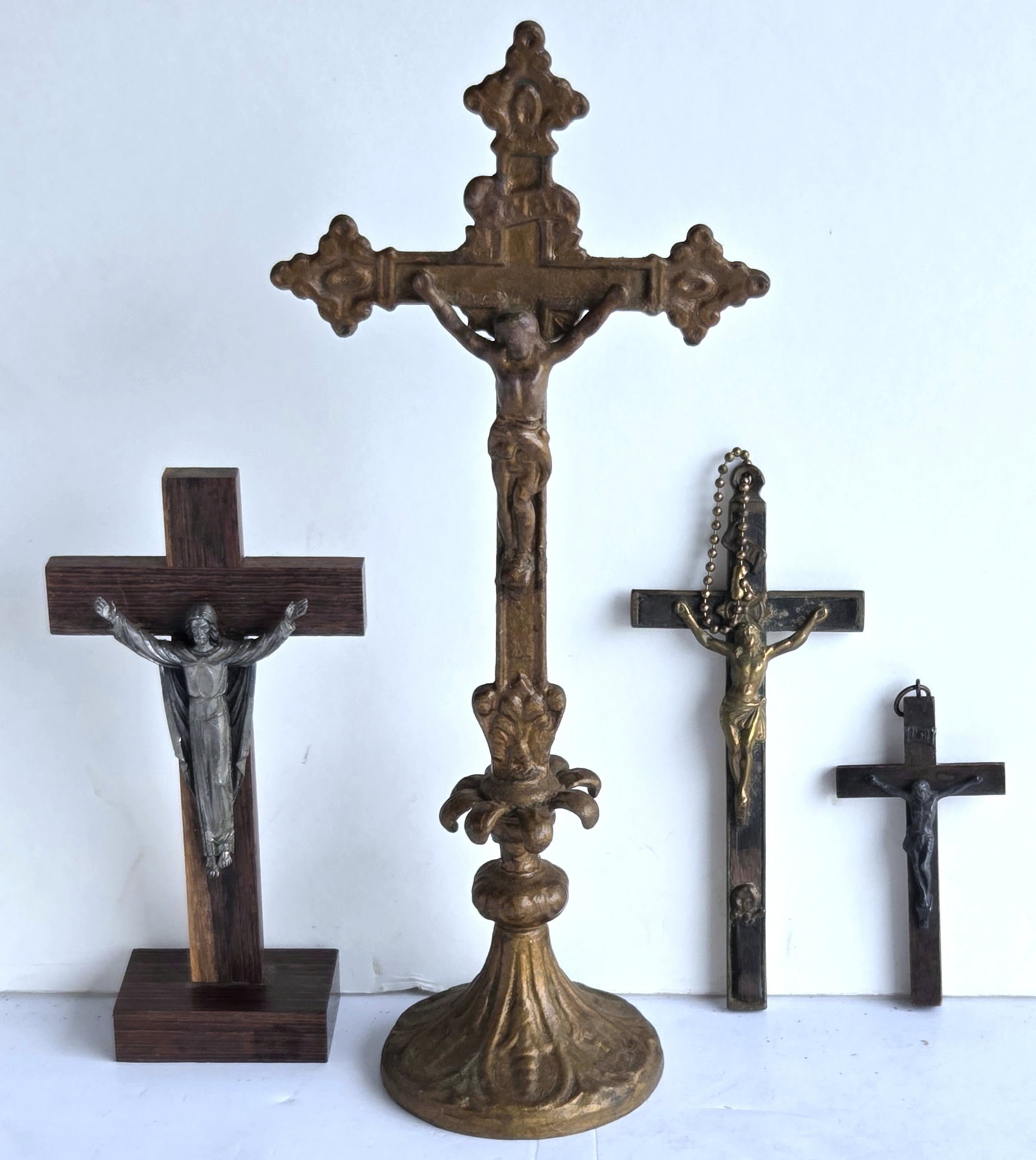 Lot 4 Vintage to Antique Wall Table and Pendant Crucifix Collection (1 of 5)