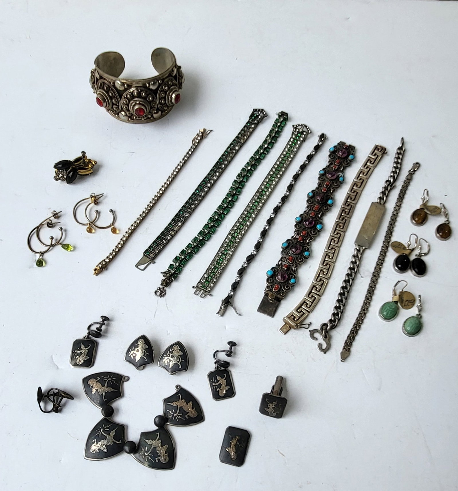 Big Sterling Silver Estate Bracelet And Earring Lot Plus Siam Items 325g (1 of 3)
