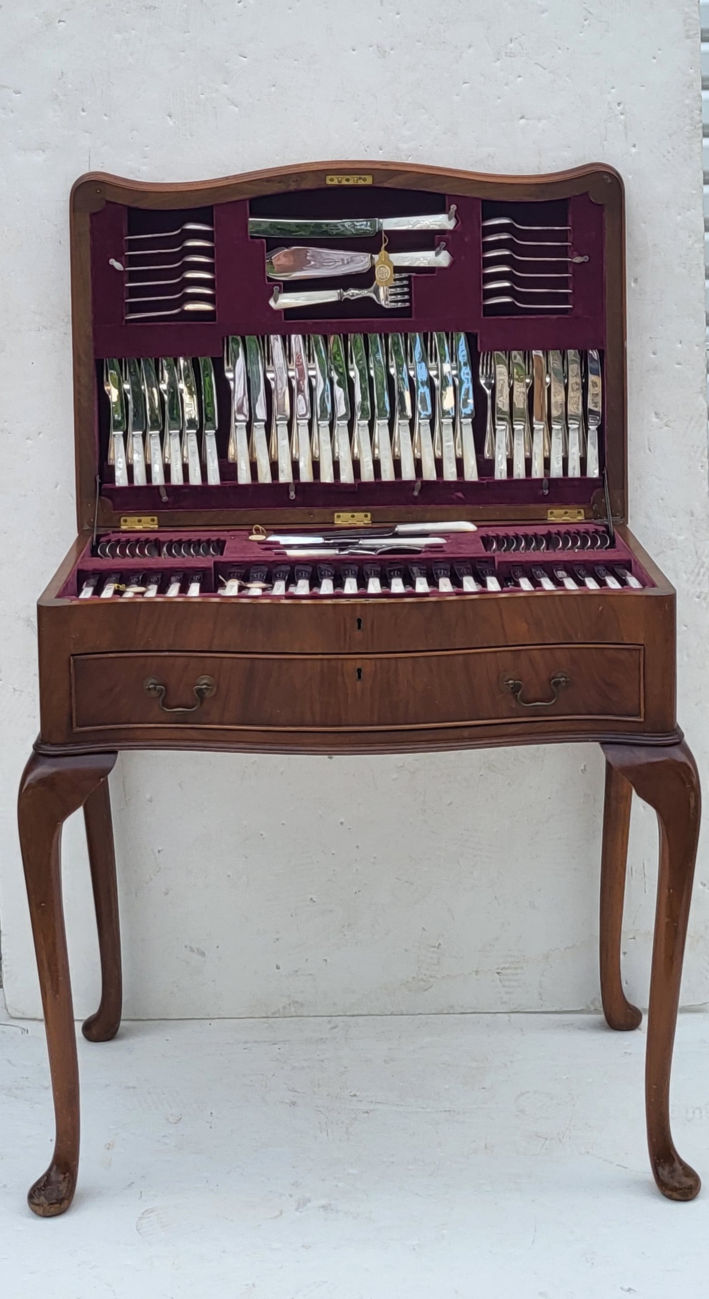 Ex Sothebys English 194 Pc Sterling And MOP Silver Flatware Service In Fitted And Lined Queen Anne: Ex Sothebys English 194 Pc Sterling And MOP Silver Flatware Service In Fitted And Lined Queen Anne Revival Flip Top Hardwood Console Side Table 1 Drawer Server E Viners Of Sheffield As 102pc 173ozt So