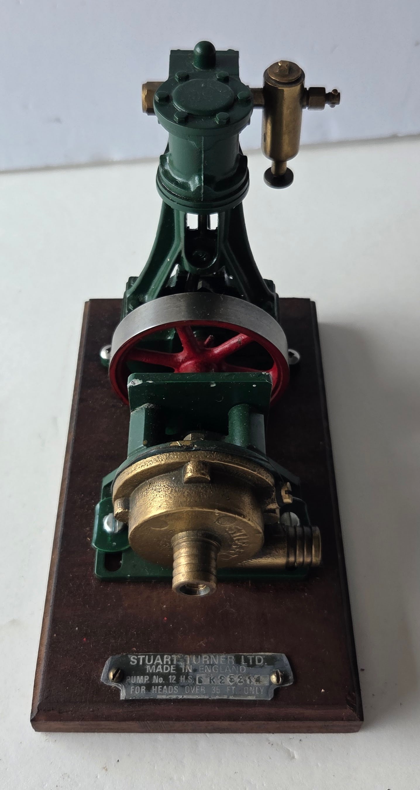 Stuart Turner Vertical Model No 12 Steam Engine - 2