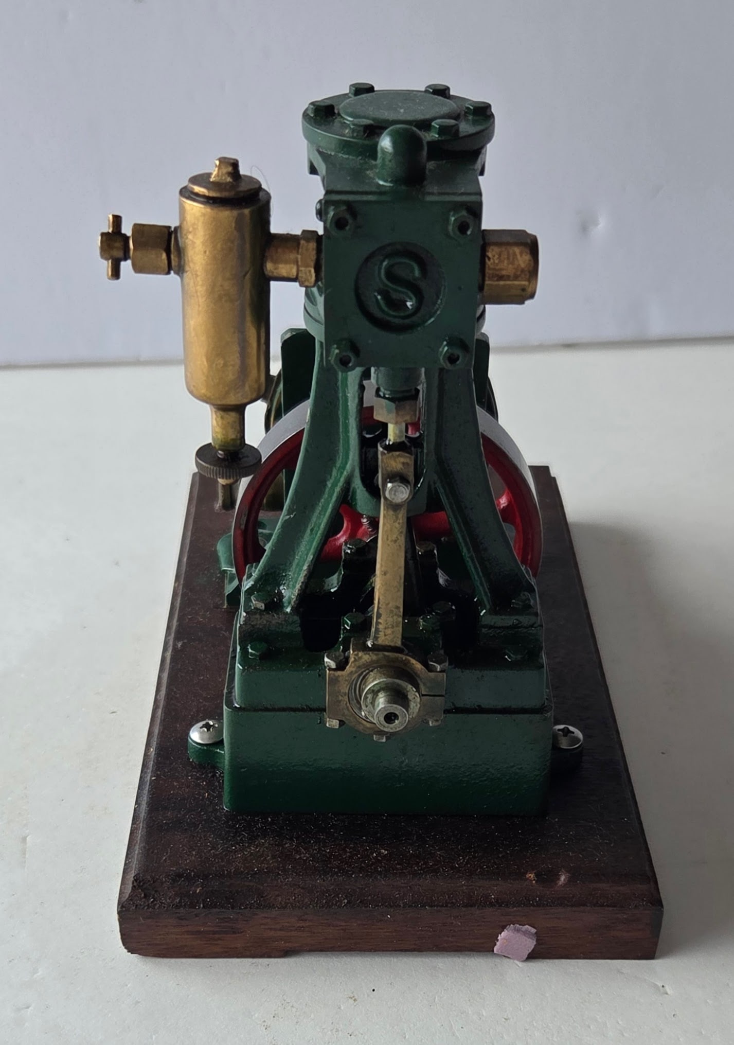 Stuart Turner Vertical Model No 12 Steam Engine - 5