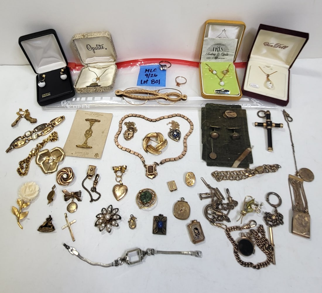 Estate Costume Jewelry Largely Marked Gold Filled One of An Incredible 150 Lots: Estate Costume Jewelry Largely Marked Gold Filled One of An Incredible 150 Lots. Most of the costume jewelry descriptions in this collection are by photograph without size, mark or condition observati