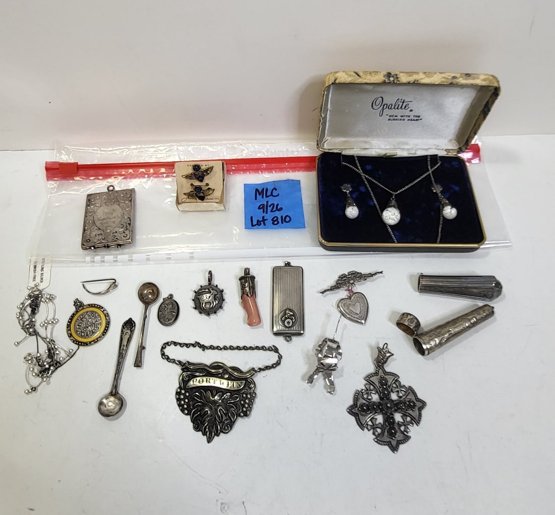 Estate Costume Jewelry More Silver Than Not Many Marked One of An Incredible 150 Lots: Estate Costume Jewelry More Silver Than Not Many Marked One of An Incredible 150 Lots. Most of the costume jewelry descriptions in this collection are by photograph without size, mark or condition obs
